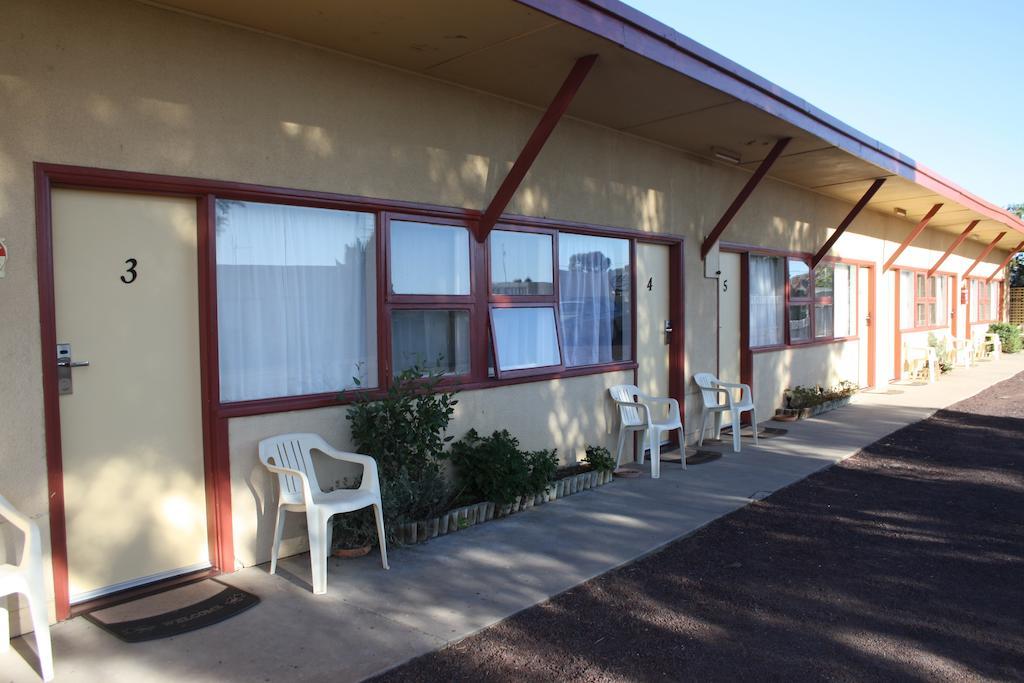 Nhill Oasis Motel מראה חיצוני תמונה