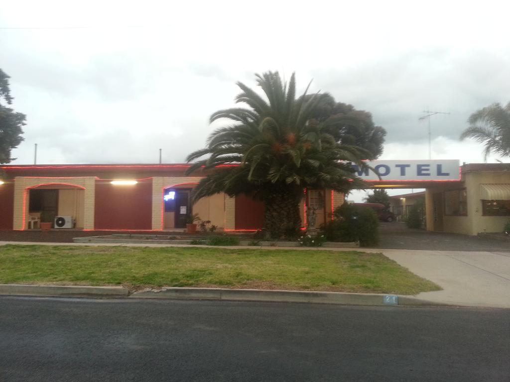 Nhill Oasis Motel מראה חיצוני תמונה